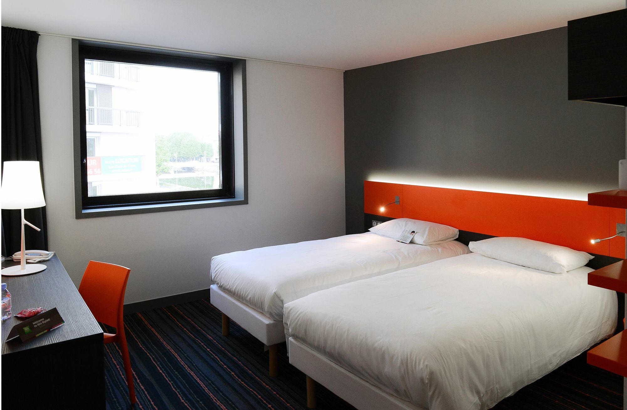 Hotel Ibis Styles Caen Centre Gare Exterior foto