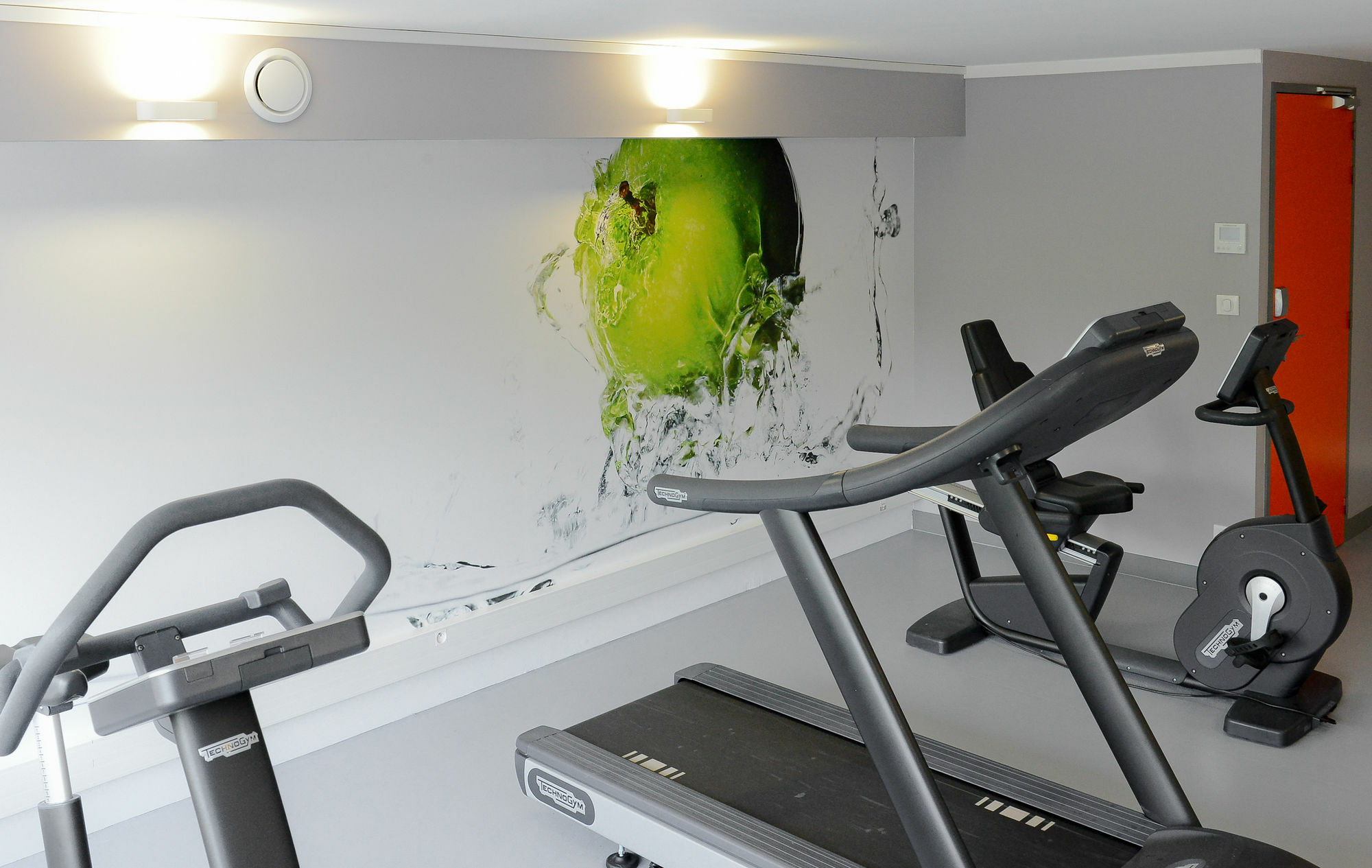 Hotel Ibis Styles Caen Centre Gare Exterior foto